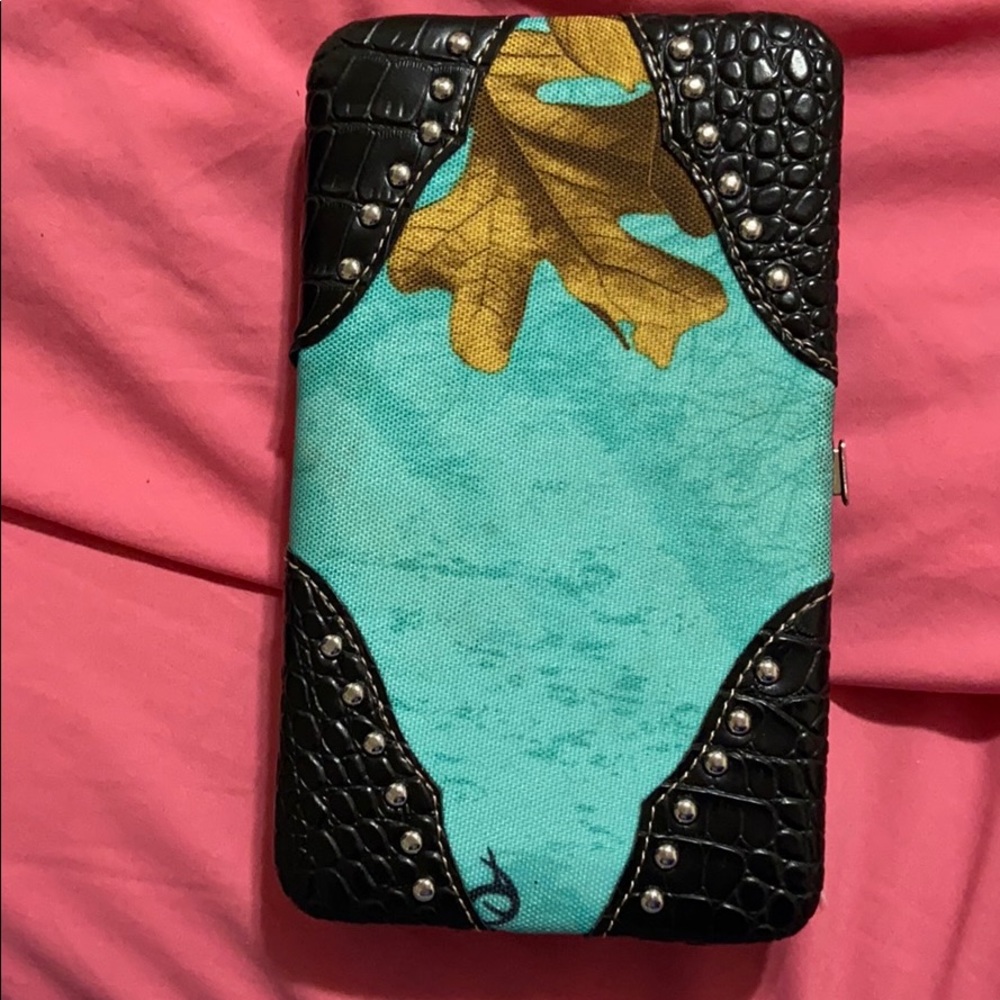 Turquoise camo snap wallet